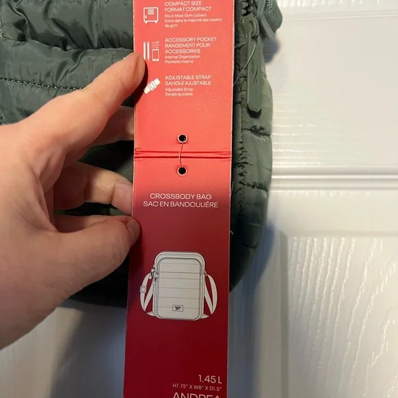 Reebok Andrea Crossbody - NEW - Picture 3 of 6